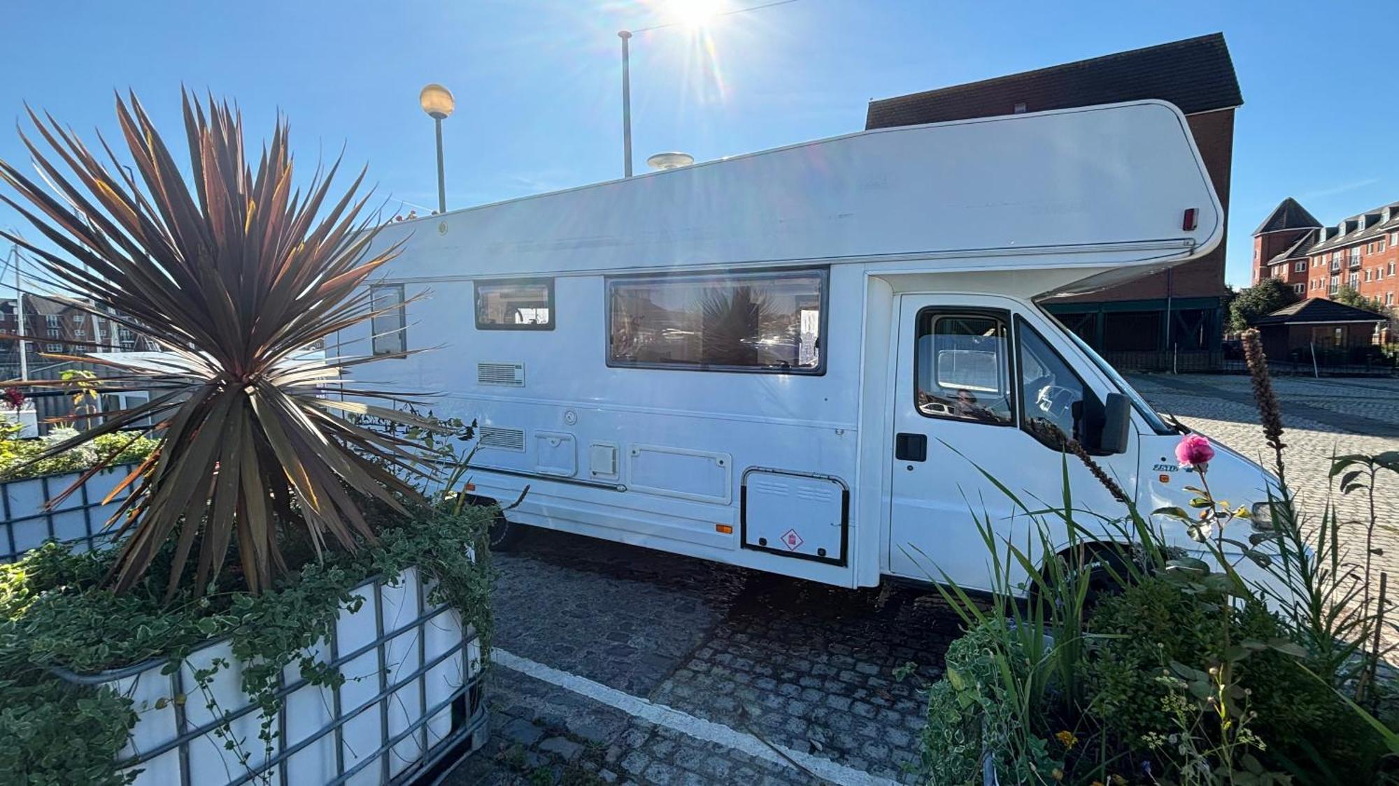 Hotel Cool Wheels On The Waterfront Liverpool Exterior foto