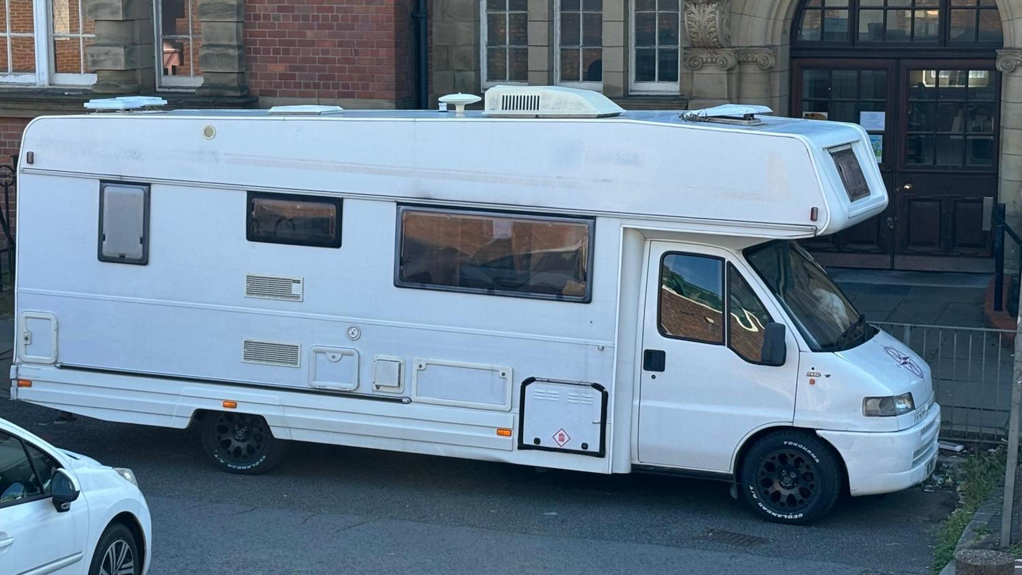 Hotel Cool Wheels On The Waterfront Liverpool Exterior foto